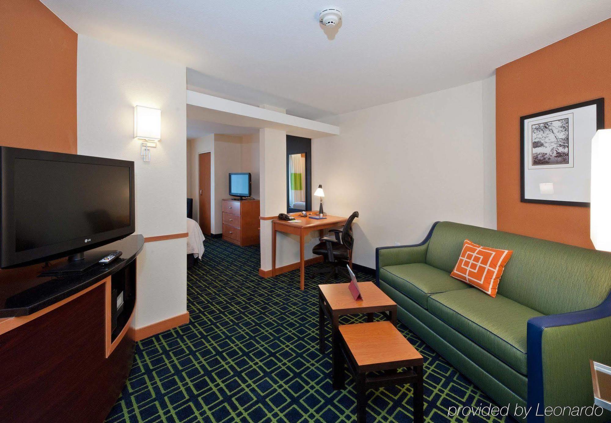 Fairfield Inn & Suites By Marriott Tallahassee Central Pokoj fotografie